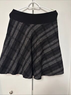 Skirt- Miko